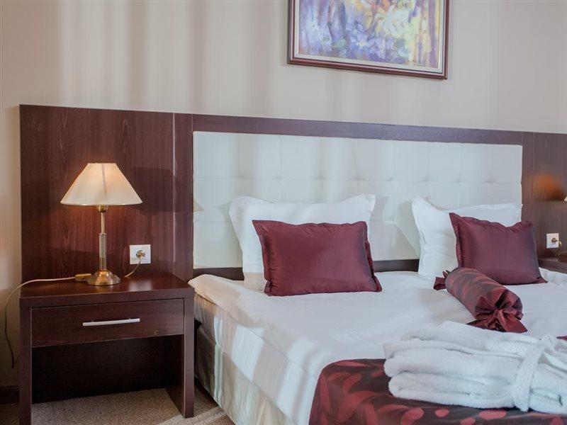 Saint Thomas Holiday Village Sozopol Exterior photo