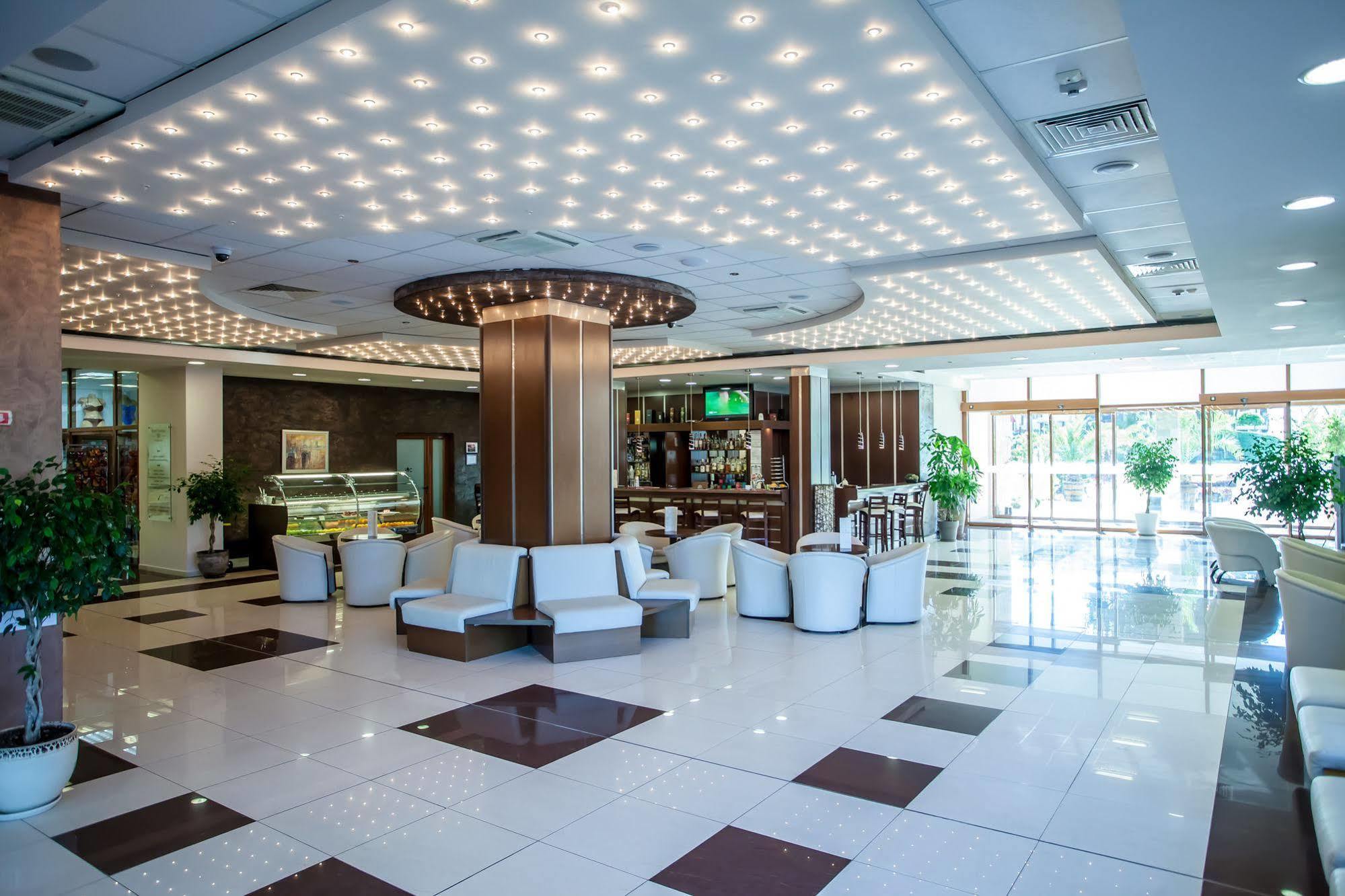 Saint Thomas Holiday Village Sozopol Exterior photo